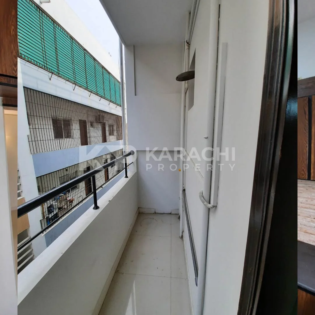 Comp 1_00769